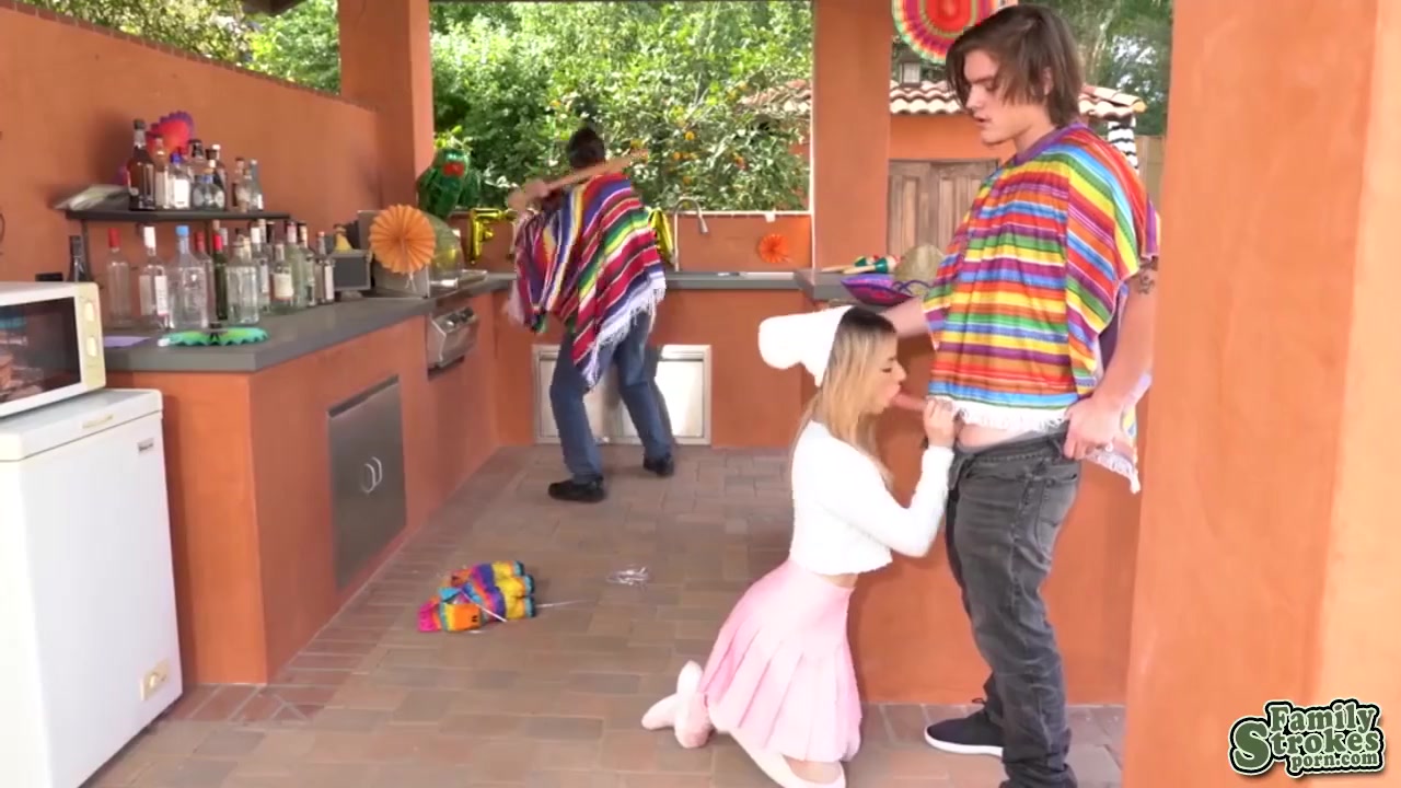 Demi And Tyler Decides To Have Raunchy Sex