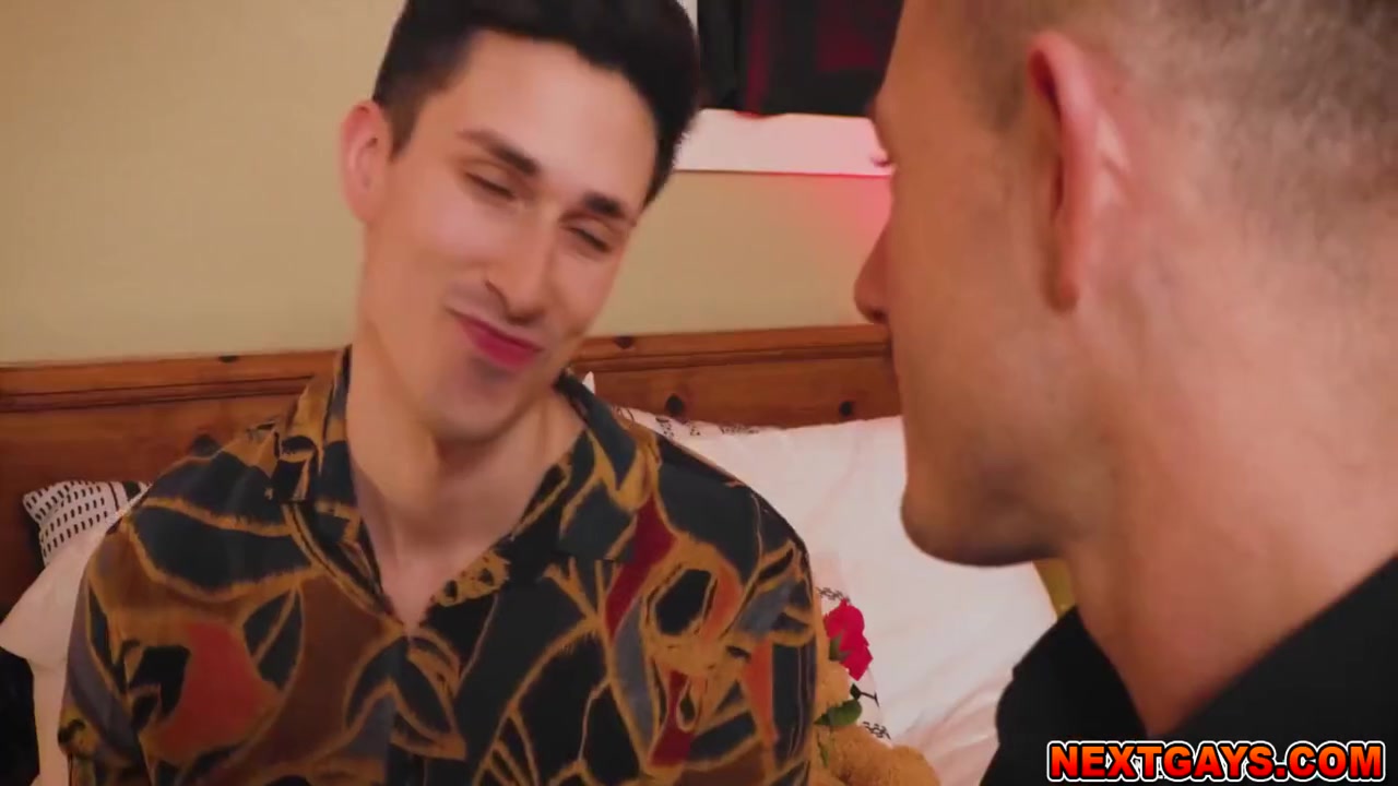 Boyfriends And Hot Having A Passionate Anal Fuck On 7 Min - Kane Fox, Valentine S Day And Ryder Owens