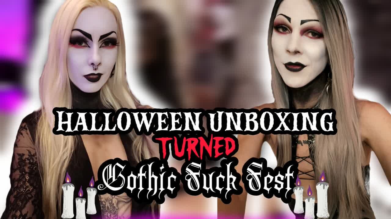 SARINAANDROBIN - Halloween Unboxing Turned Gothic Fuck Fest