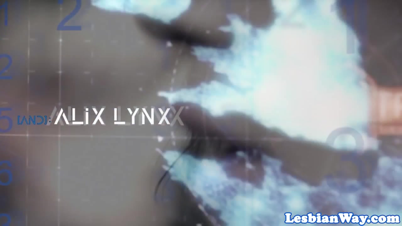 Bigtitted les babe pussylicked by hungry dyke