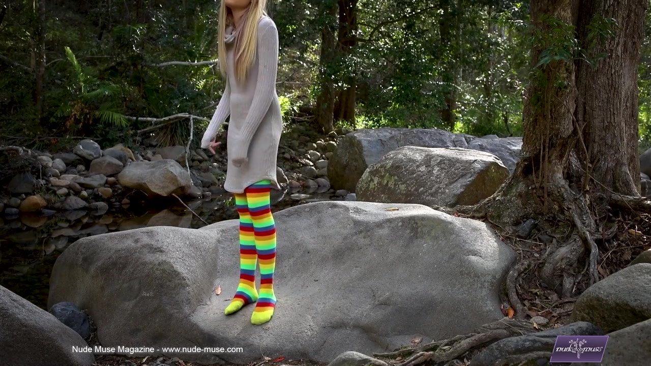 34 Freya Rainbow Socks