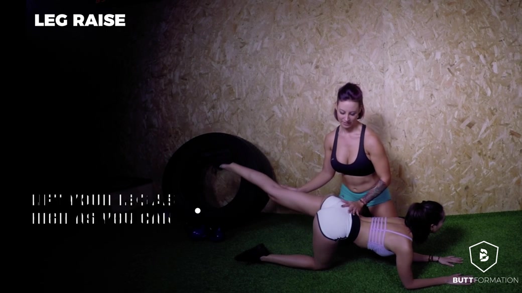 Carla Pons in Leg Raises - ButtFormation