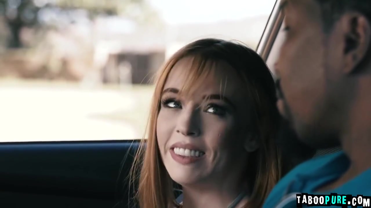 Madi Collins, Lauren Phillips And Isiah Maxwell In Taking Turns Sucking On Isiahs Nice Cock