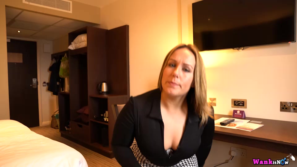 Ashley Rider - Room Service - Sexy Videos - WankitNow
