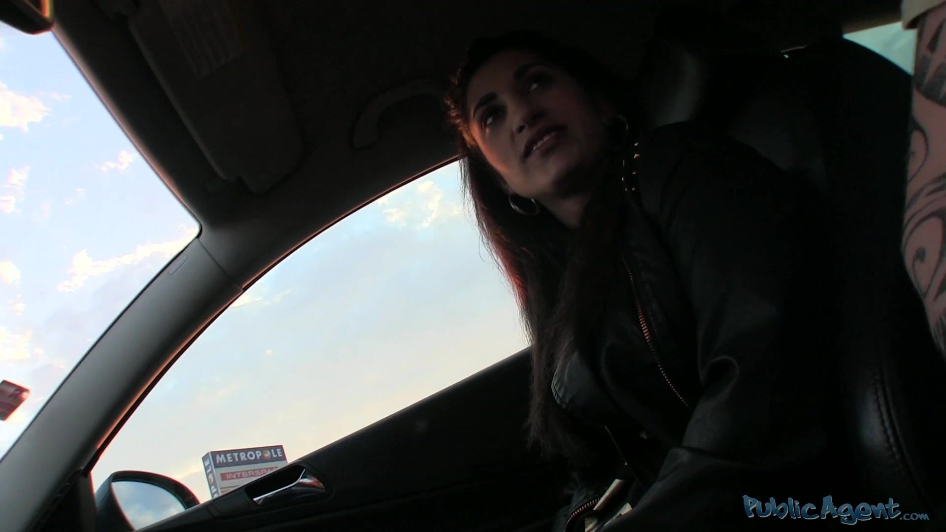 PublicAgent Video Scene. Juli