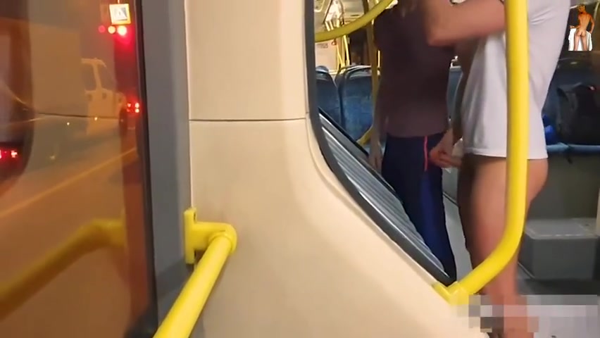 Vid Hotties Fuck On Public Bus Amateur Tube