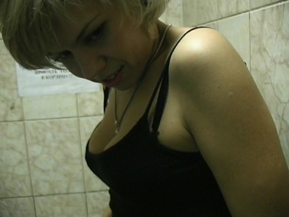 Cofi in home sex video with a slut sucking a big schlong