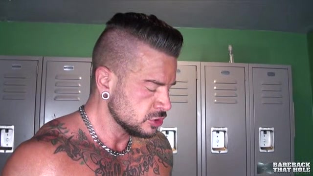 Dolf Dietrich and Alessio Romero - BarebackThatHole