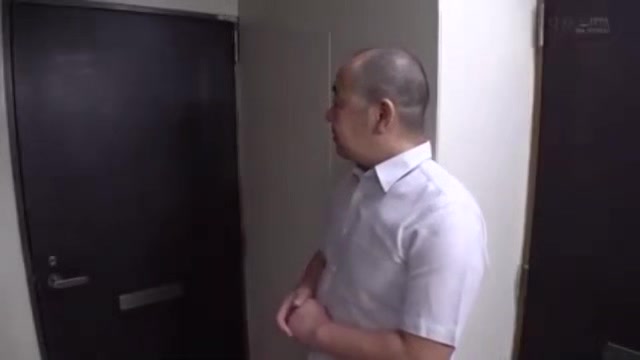 04658,SEX of a woman with a big dick