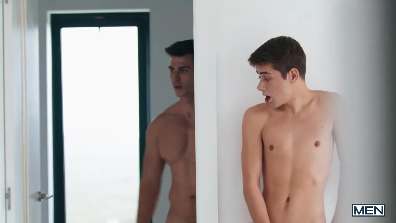 The Great Escape: Stairway Sex - Dean Young And Joey Mills