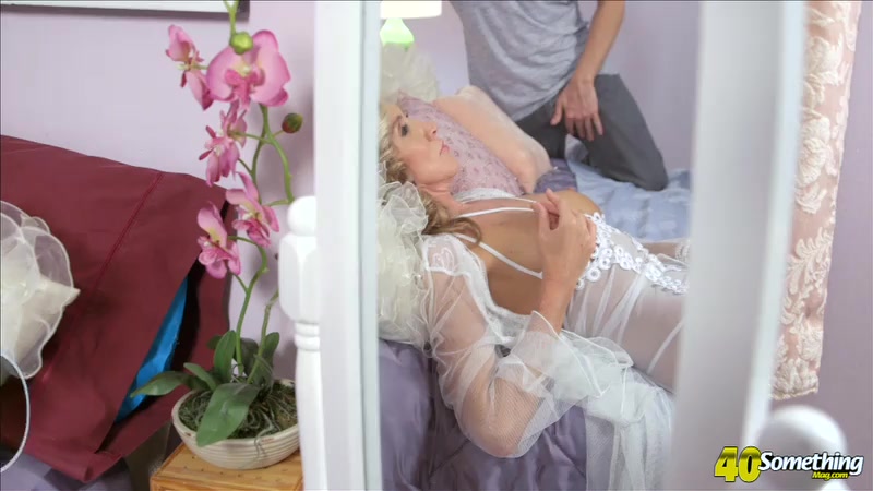 Watch Her Then Fuck Her - 40SomethingMag