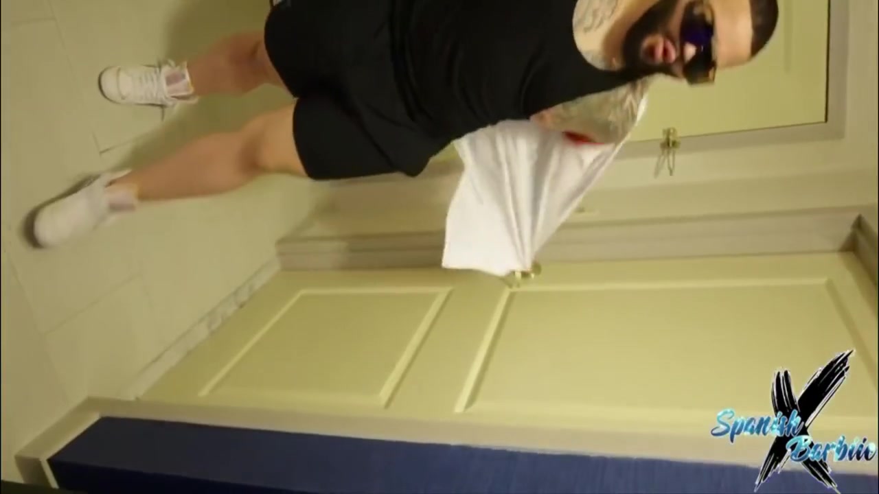 Spanish Barbiie - Fucks Her First Dominican Guy! 5 Min