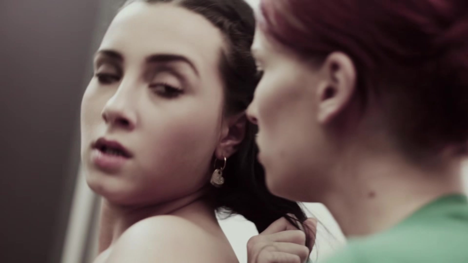 In His Shoes 1 - Fantasy - Ana Rose & Leila Smith - VivThomas