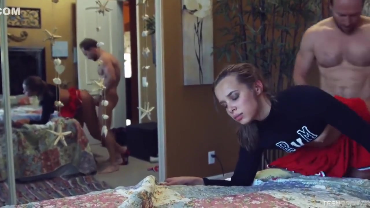 Cheerleader Gets Masterclass In Fucking