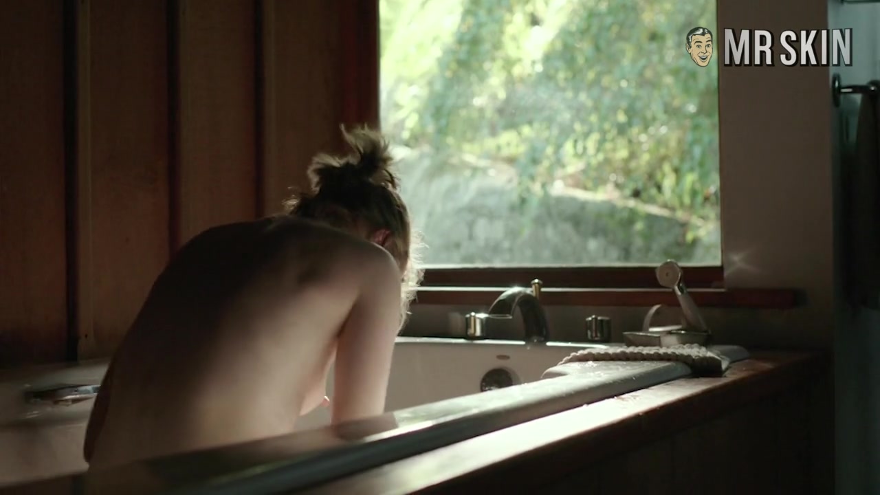Emily Blunt is the Girl on the T&A Train - Mr.Skin