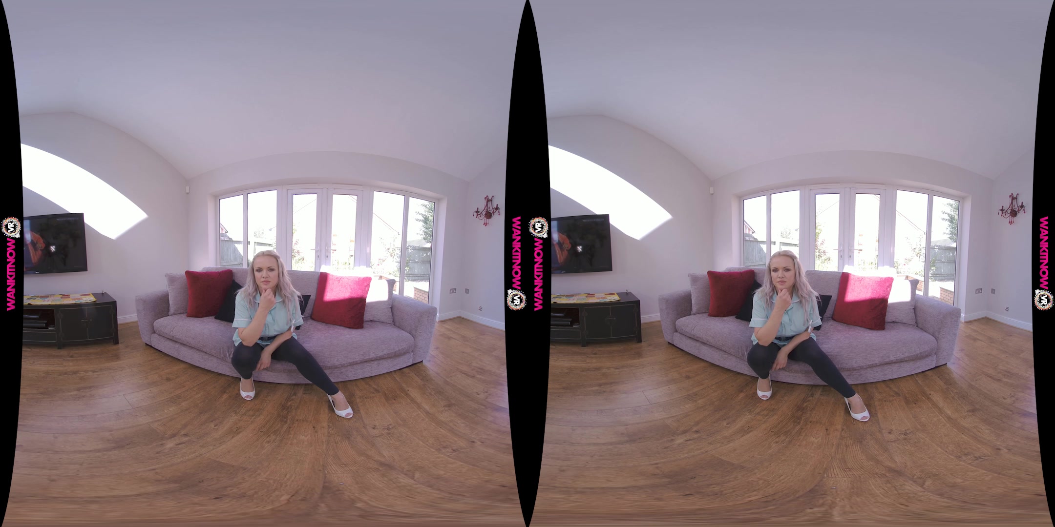 Help Your Boner featuring Frankie Babe - WankitNowVR