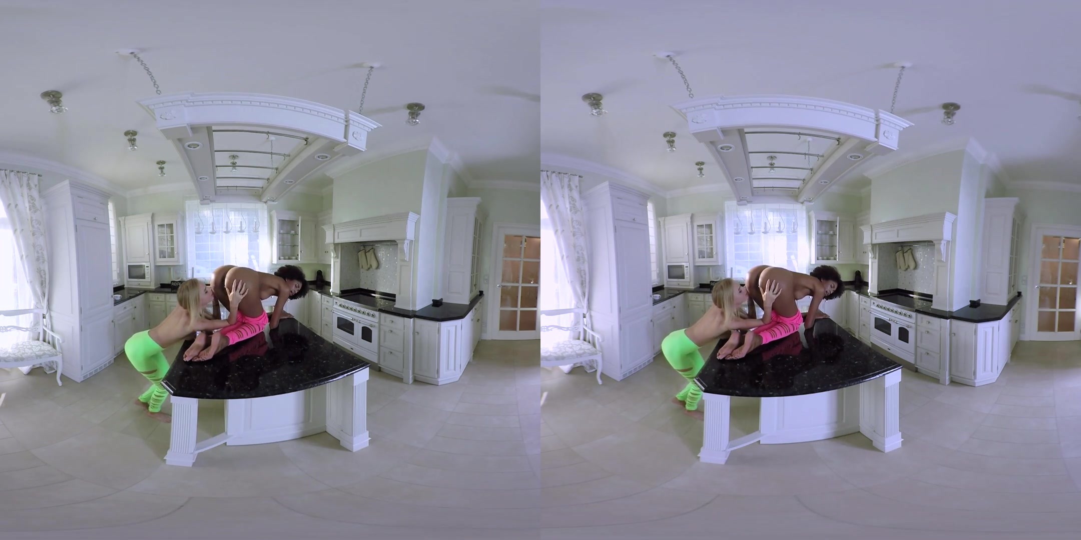 Luna Corazon & Nancy A in Kitchen Fun - RealJamVR