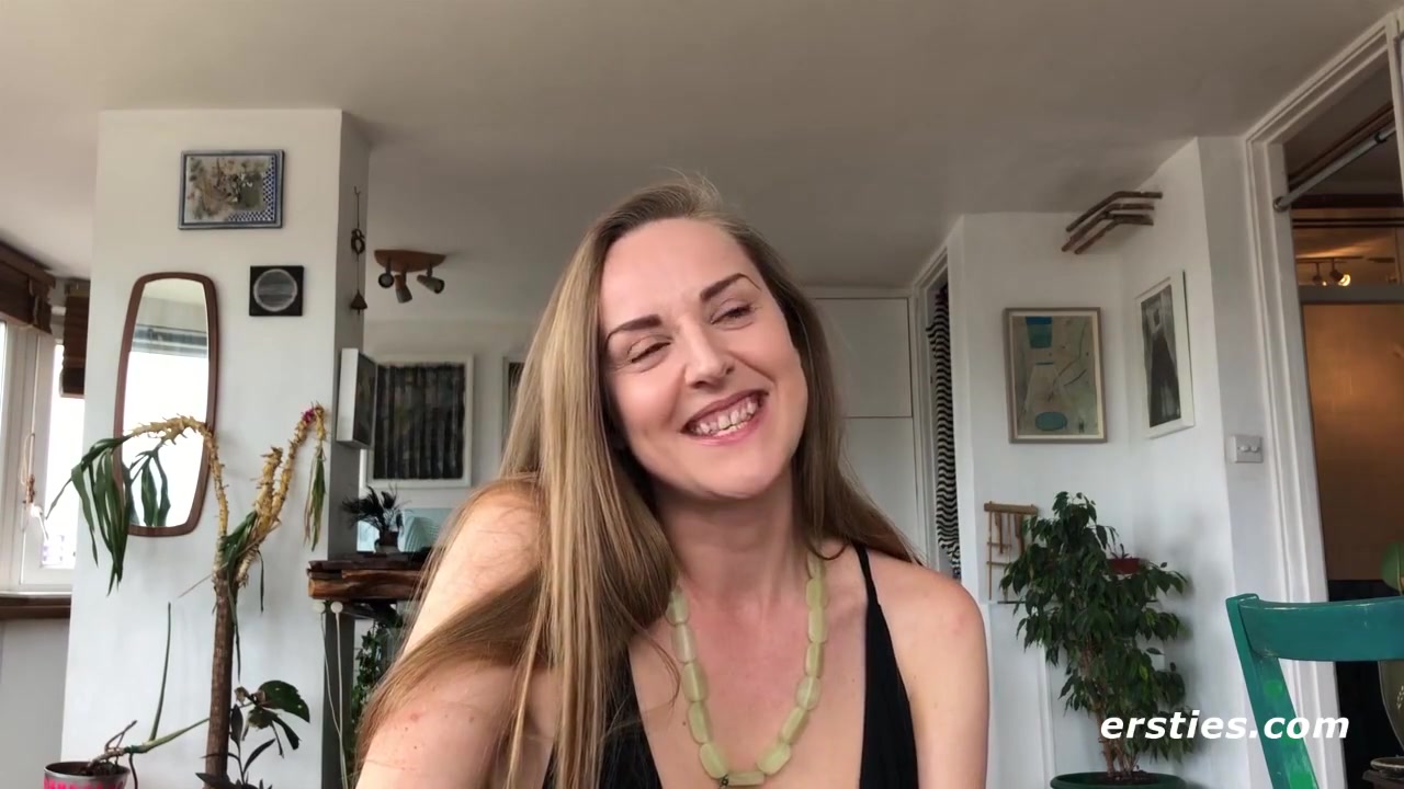 Talented Sarah Plays Piano Then Plays With Herself!