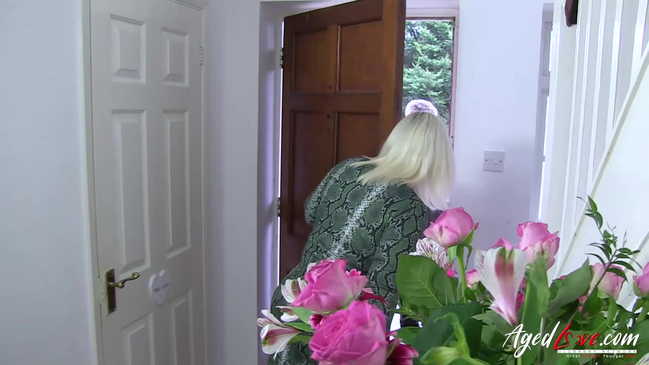 AgedLovE Hardcore with Hot Mature Lacey Starr