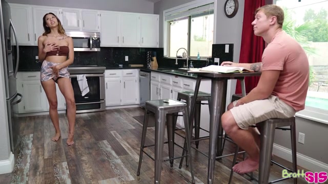 Stepsis Turns Fantasy Into Reality - S24:E6 - Brattysis