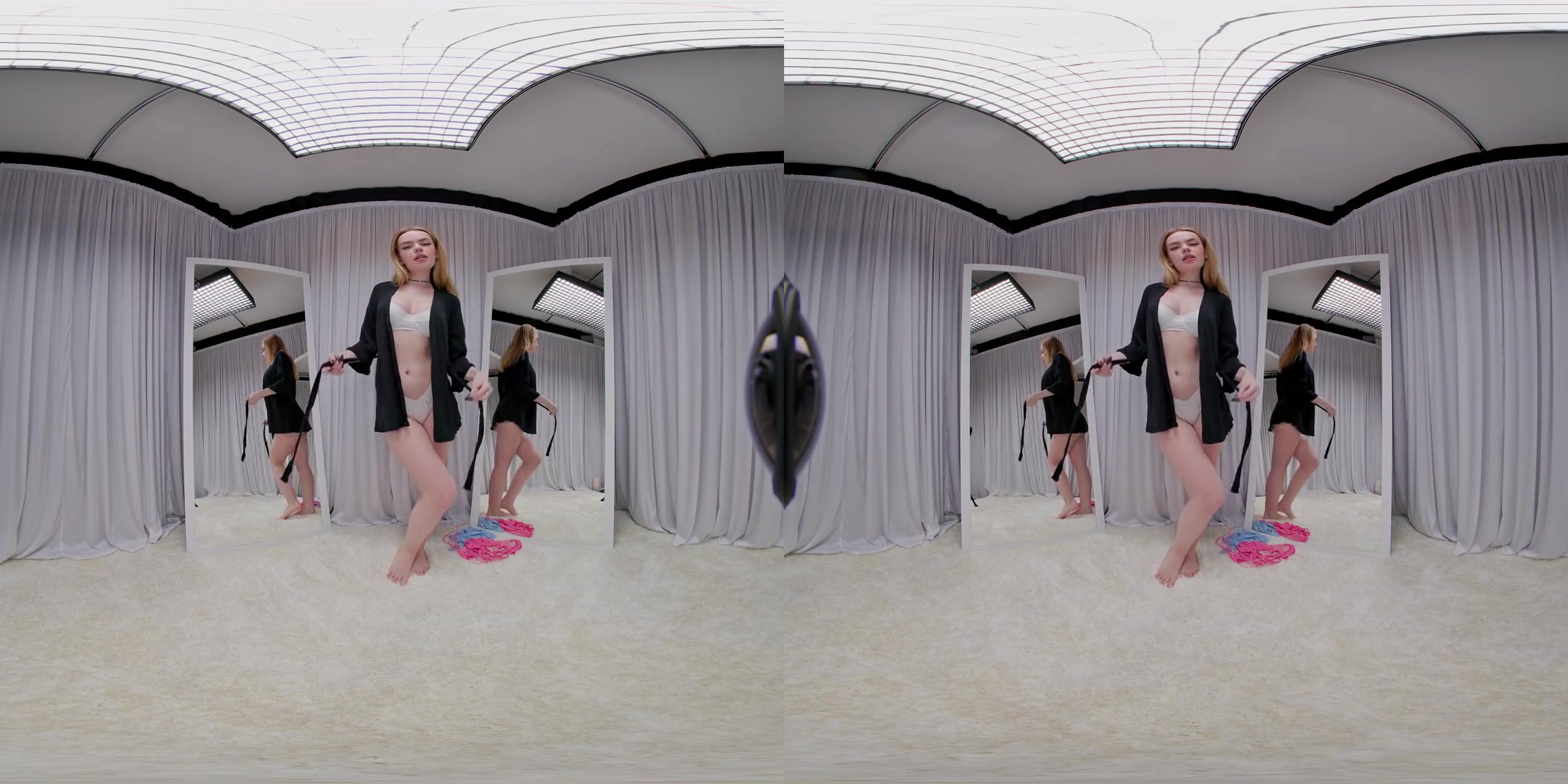 Vr Fashion Room. Yuliia Tries On Three Lingerie Sets