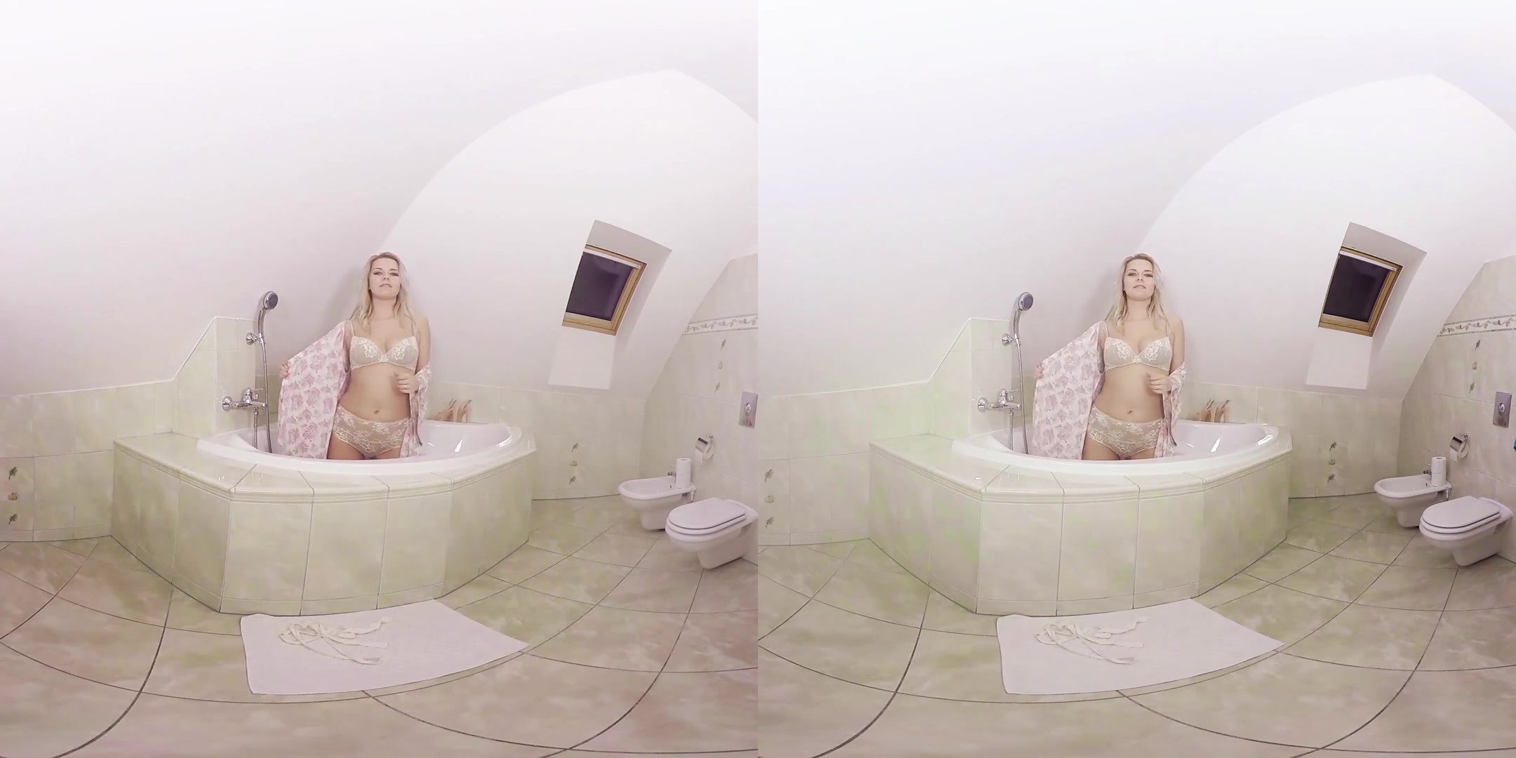 Nikky Dream in Nikky Dream Plays in the Tub - BravoModelsMedia