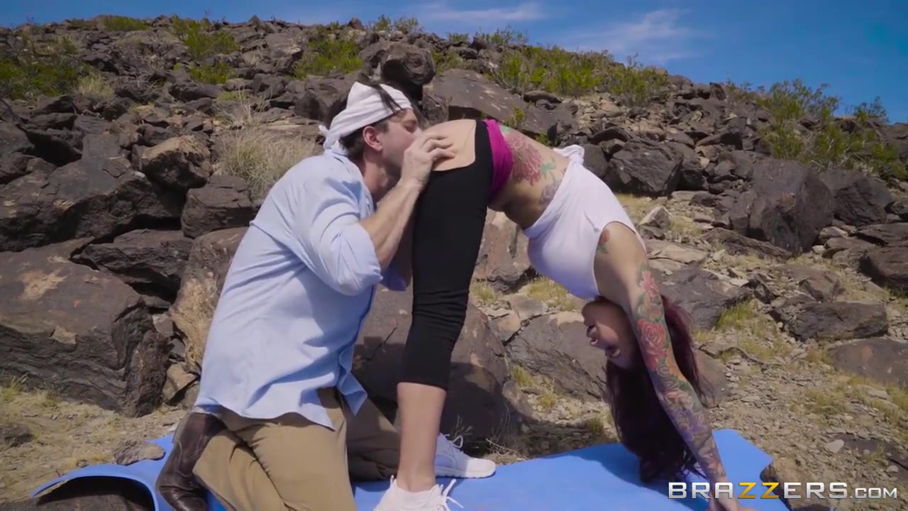 Preston Parker, Babe Monique And Monique Alexander In Flexible Babe Rides Cock Outdoors