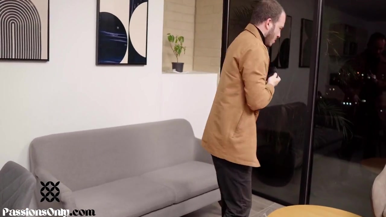 Husband Walks In On His Sexy Wife Masturbating