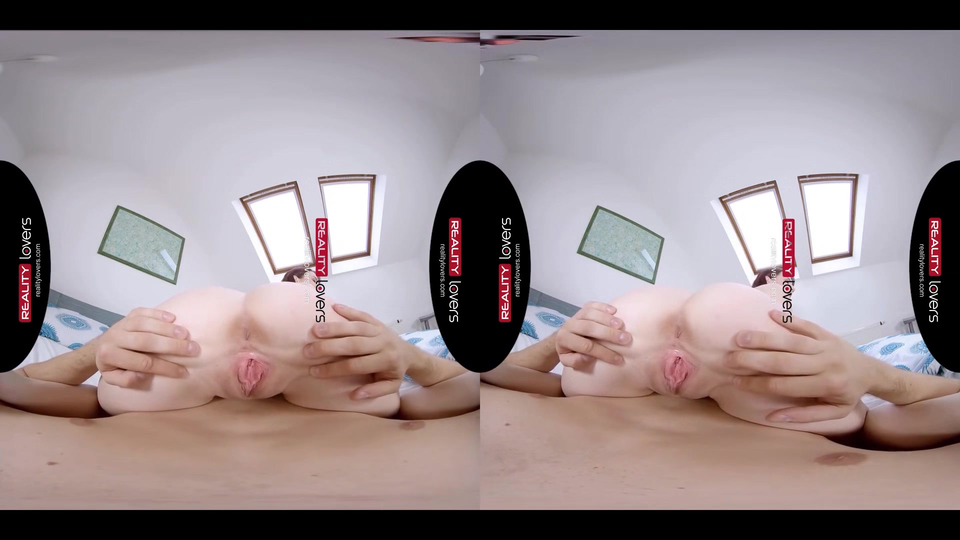 Sex ´N Fun Downtown - Analda's Squeeze - RealityLovers