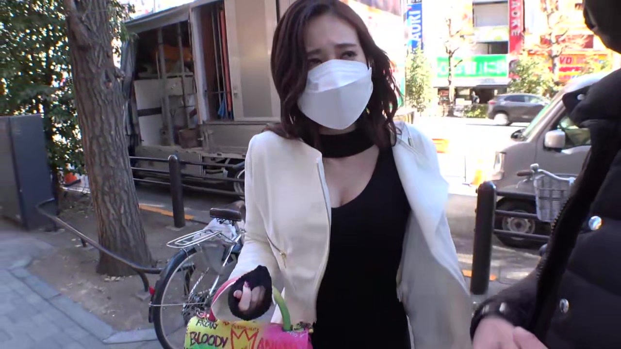 0004718_乳揺れ スレンダー 白ギャルなどが含まれている