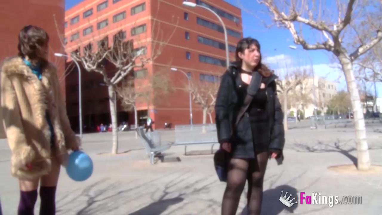 Picking guys up at college: A new girl joins the fun with Ainara
