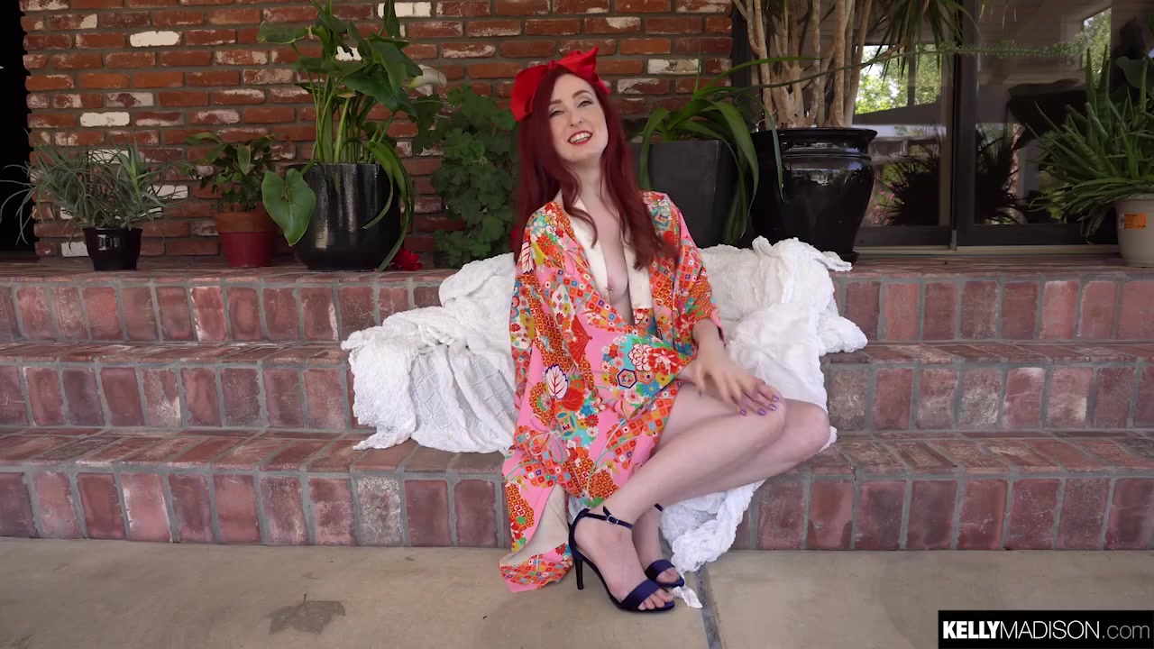 Panny Lay - Bts - Kelly Madison