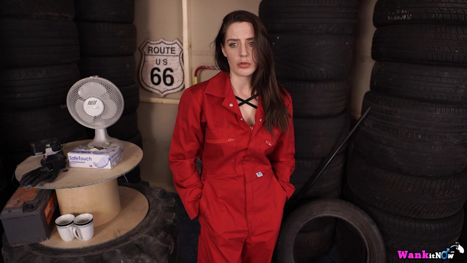 Samantha Bentley - Service Your Dick - Sexy Videos - WankitNow