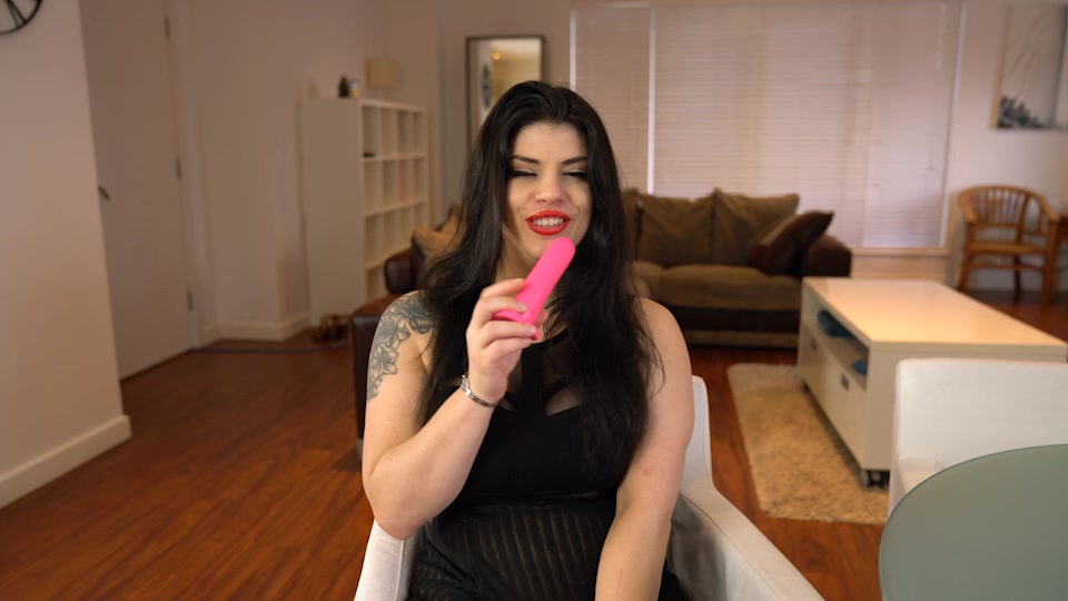 Lucia Love - New Dildo - Sexy Videos - WankitNow