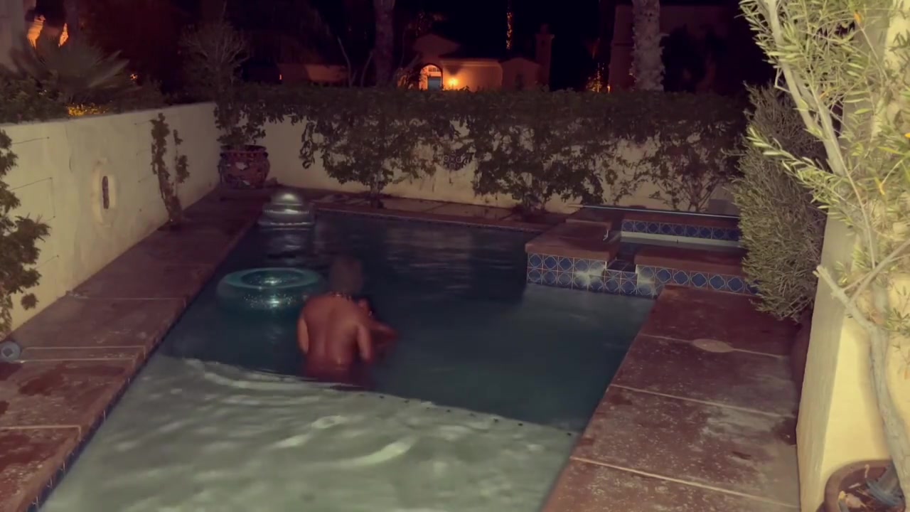 Ebony Babe Gets Stepbros Bbc While Out By The Pool Pussy Play Outside And Some Sloppy Dick Sucking