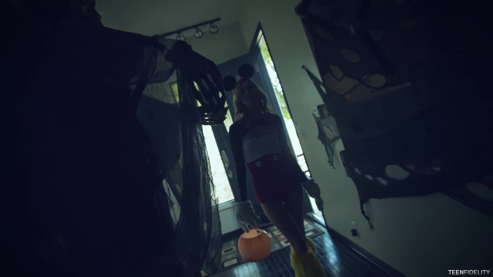 Trick or Trap - Starring: Tysen Rich - PornFidelity