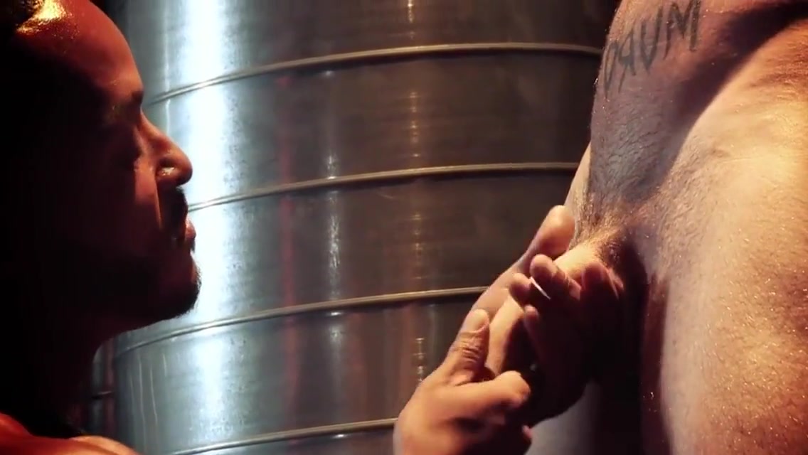 Powerful Black Stud Sucks Bdsm Sub N Takes His Jizz In Mouth 7 Min - Gay Porn