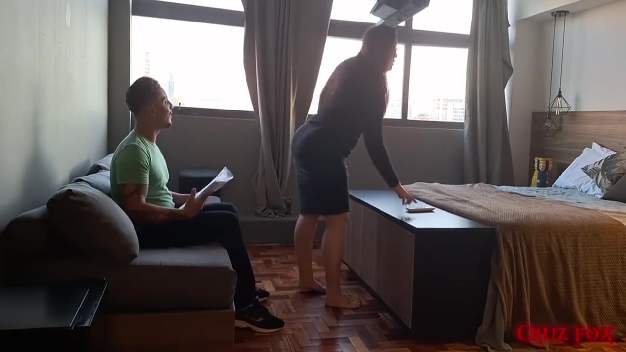 Sendo Bem Recebido Na Casa Da Minha Sogra - Alessandra Maia And Cruz Fox