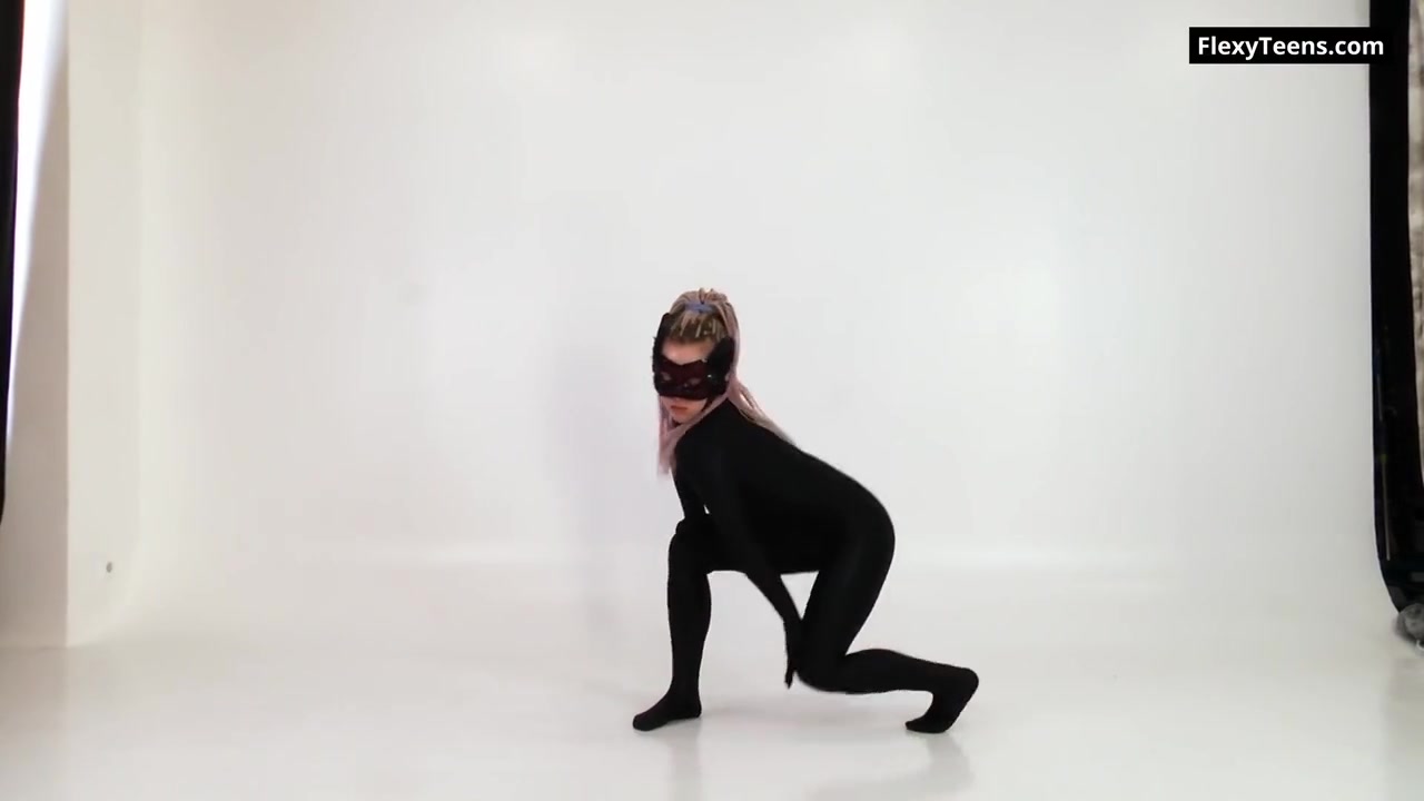 Black Latex And Braids Very Hot Russian Flexible Teenie