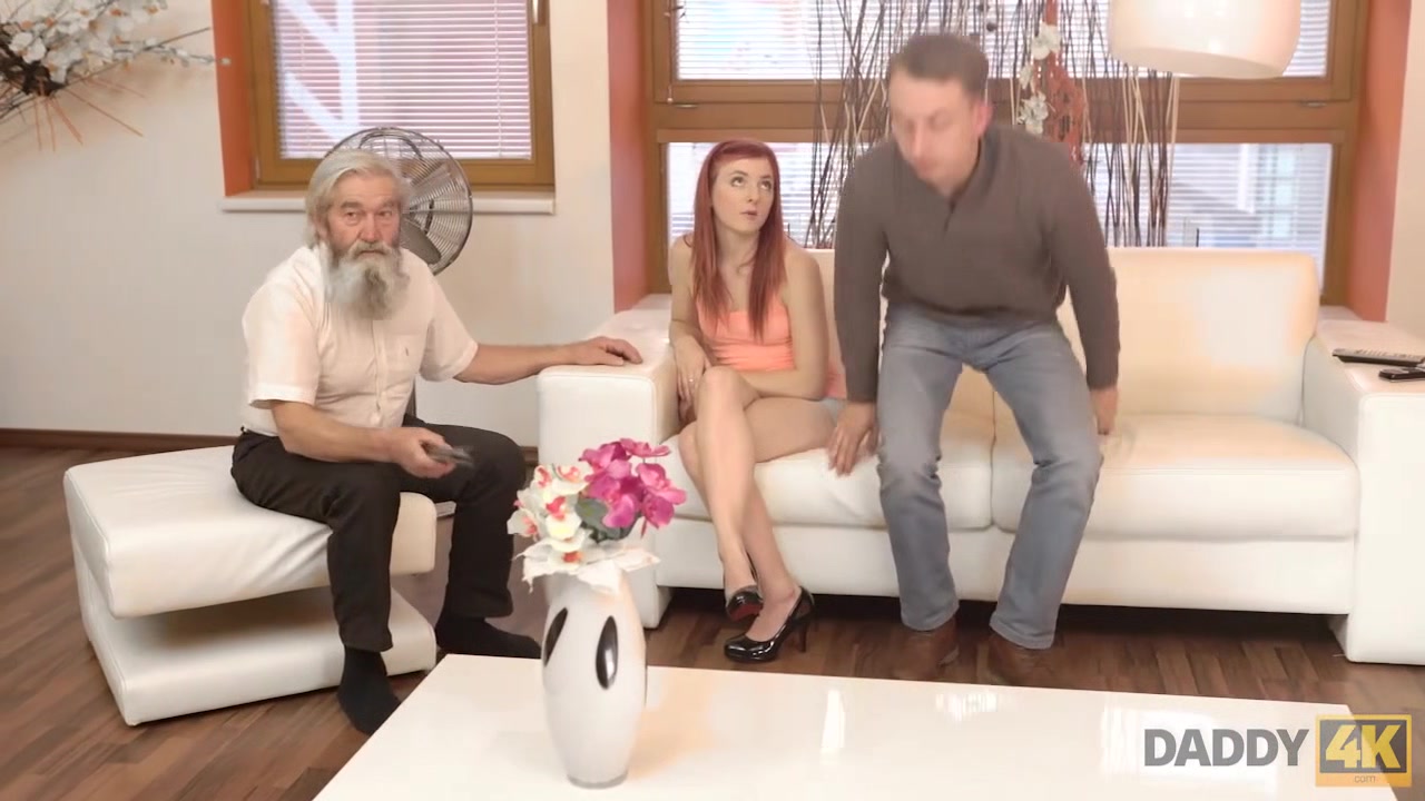 DADDY4K. Old pervert thrusts his fingers into snatch of pretty chick