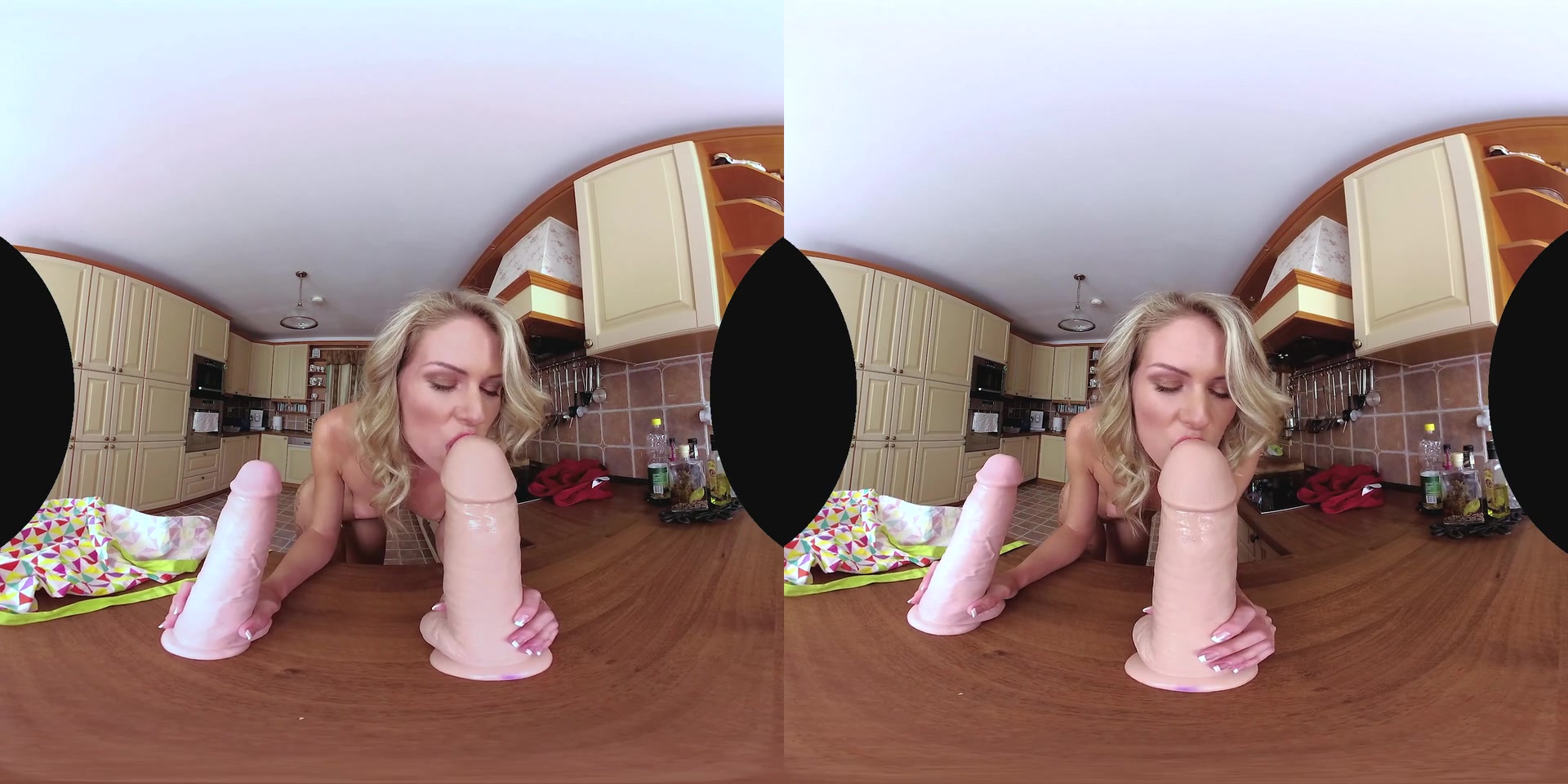 CzechVRFetish 142 Mac And Dildos