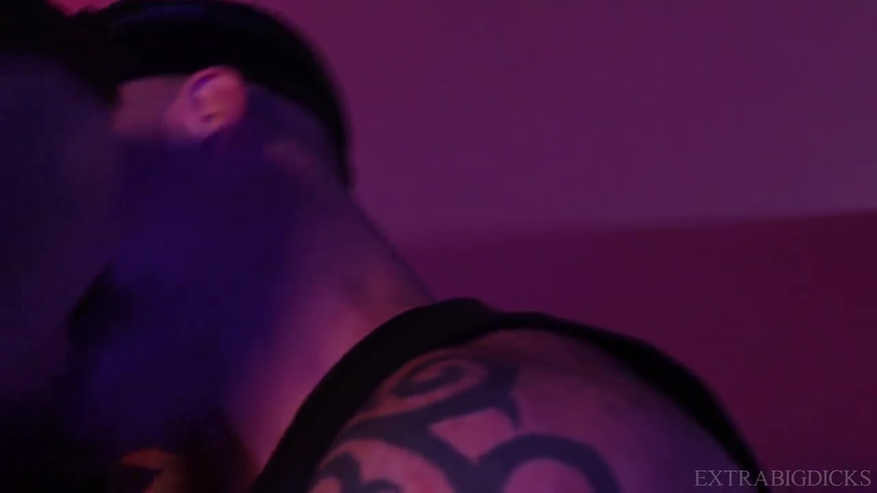 Rencher Spence And Musclebear Montreal - Big Dick Bears Gloryhole Frenzy