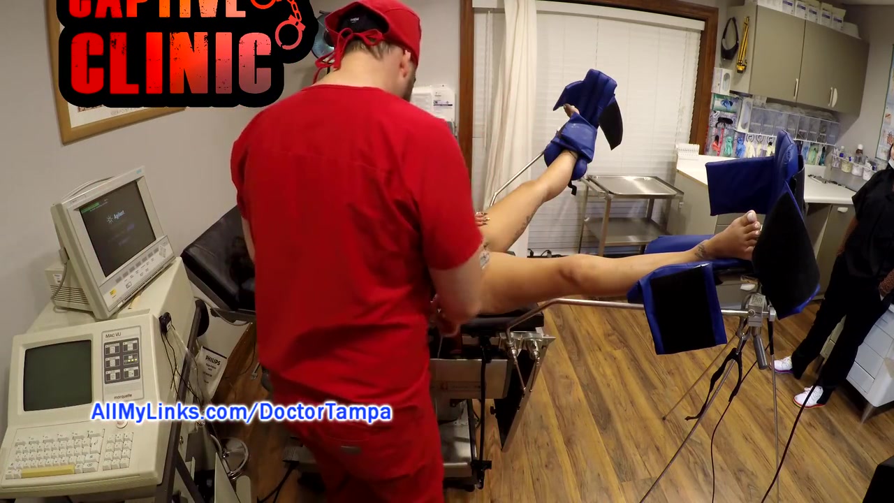 Stefania Mafra In Behind The Scenes From Lesbian Tort Clinics, Pre Scene Discussions, Watch Film At Captivecliniccom