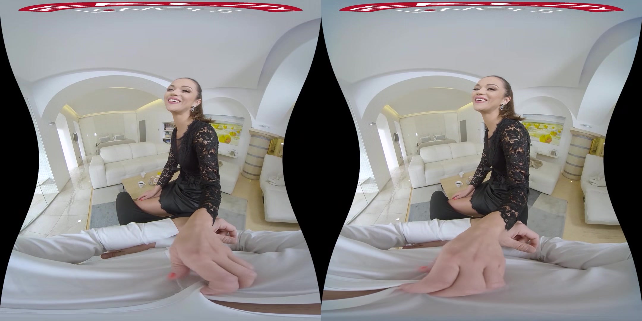 Slutty Estate Agent - RealityLovers