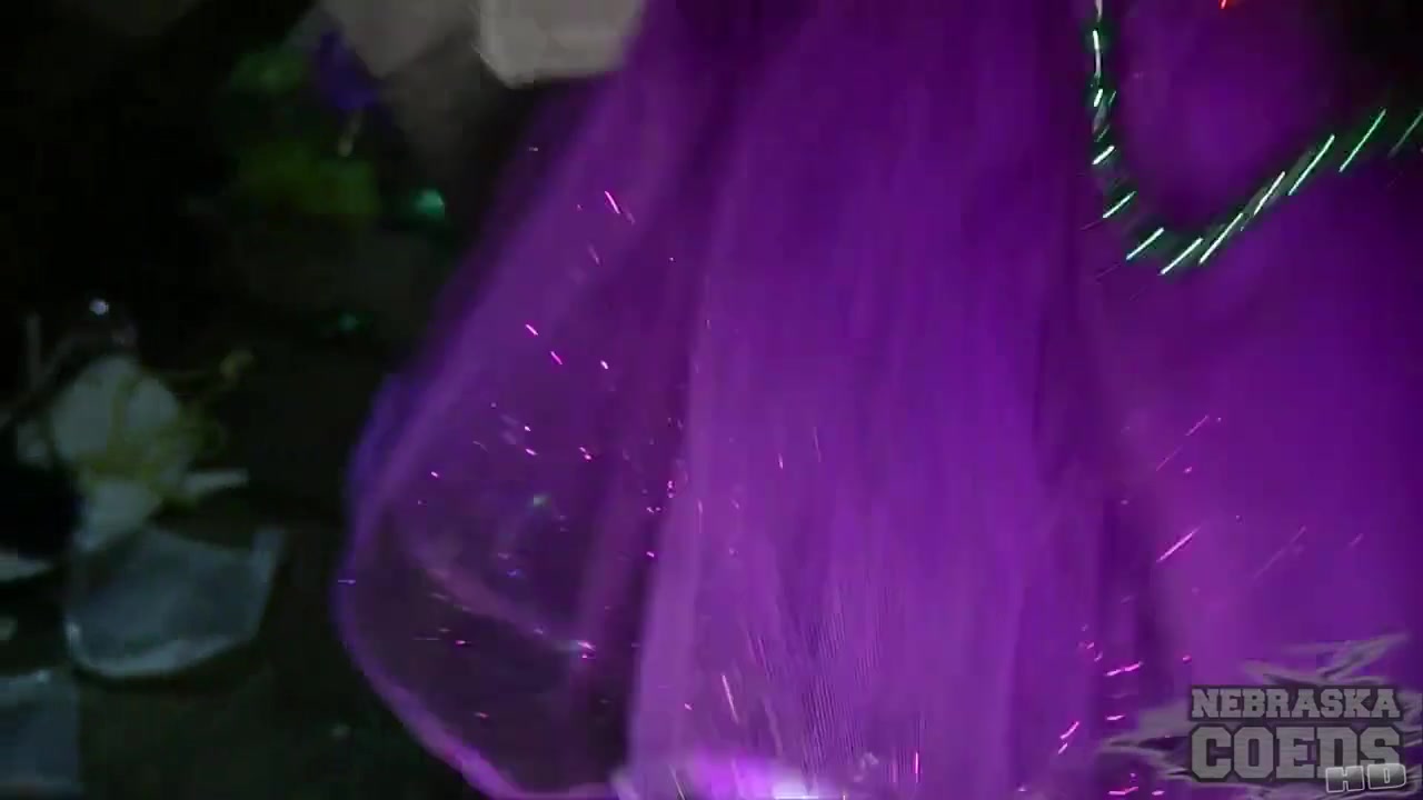 More Mardi Gras 2016 From New Orleans - NebraskaCoeds