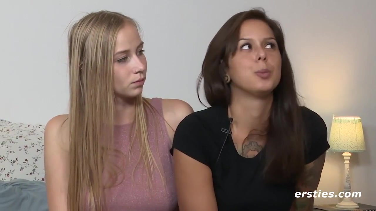 These Hot Girls Pop The Champagne Corks With Lesbian Fingering