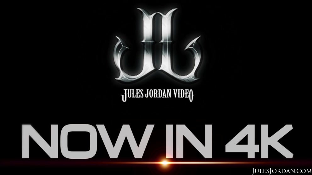 18 Year Old Teen Natalia Queen's First Interracial - Exclusive Scene - JulesJordan