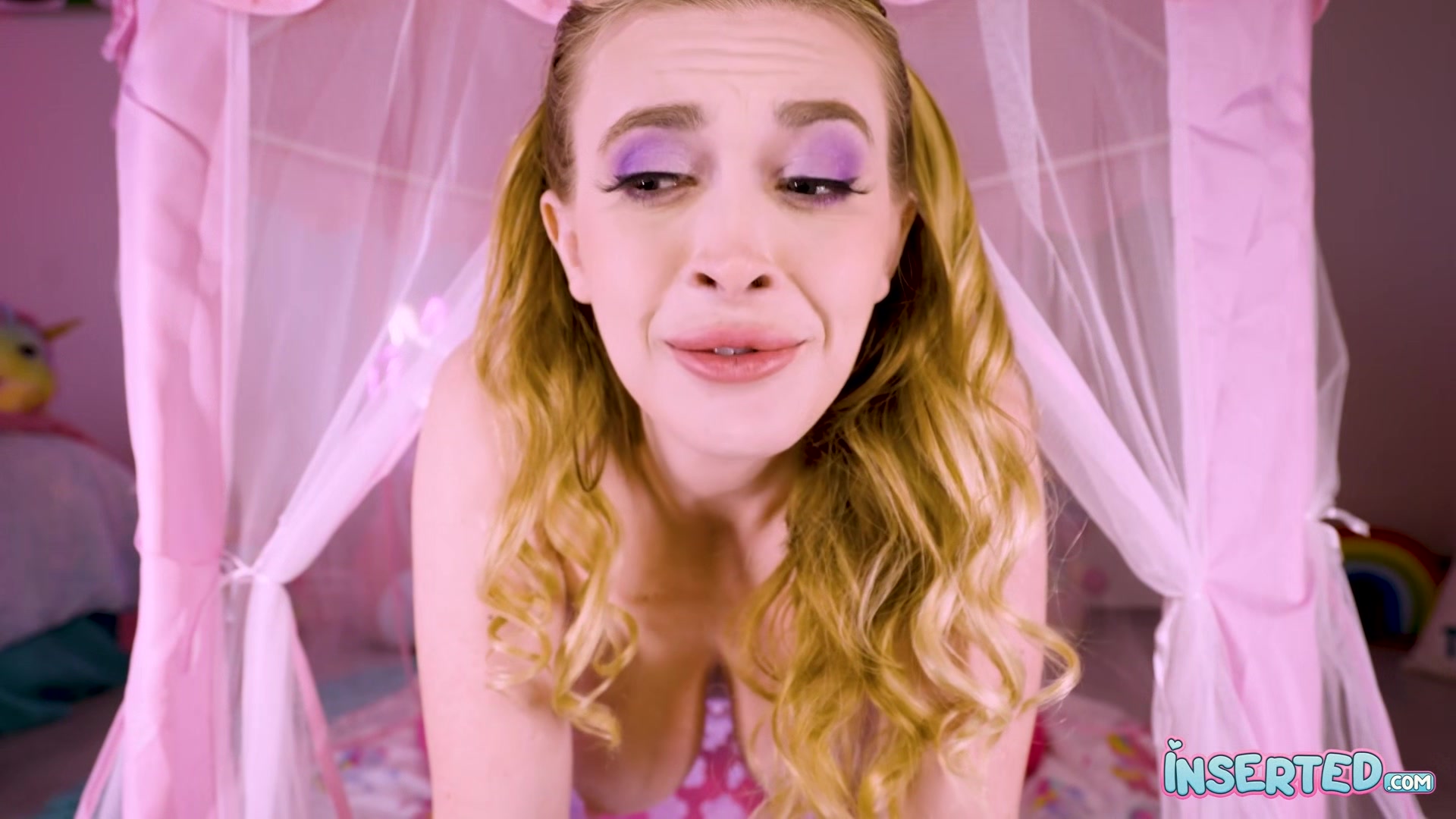 Lindsays Pretty Butterfly - Inserted