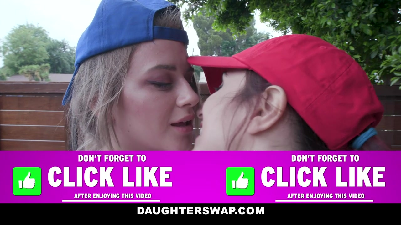 April Snow & Taylor Blake in Softball Diamond Step daughter Dick Down - DaughterSwap