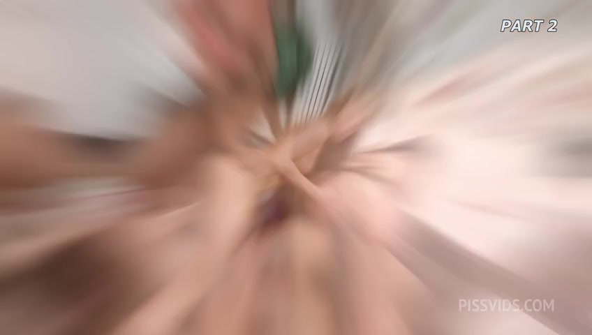 The Befana Arrives! Wet, Eveline Dellai, Moona Snake, Giada Sgh, Jolee Love, Fisting, DAP, Gapes, Pee Drink, Swallow GIO2047 - PissVids